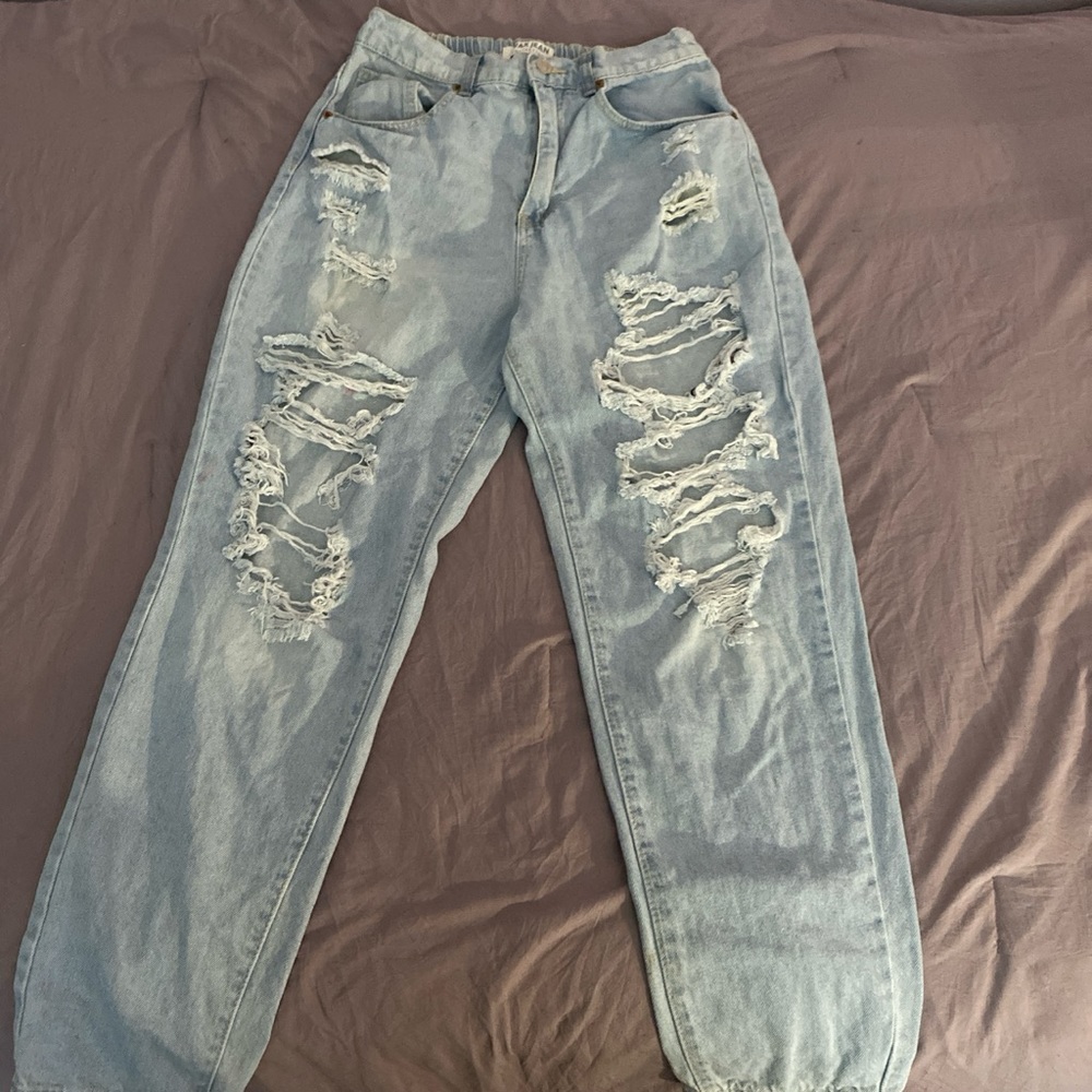 Ripped mom jeans